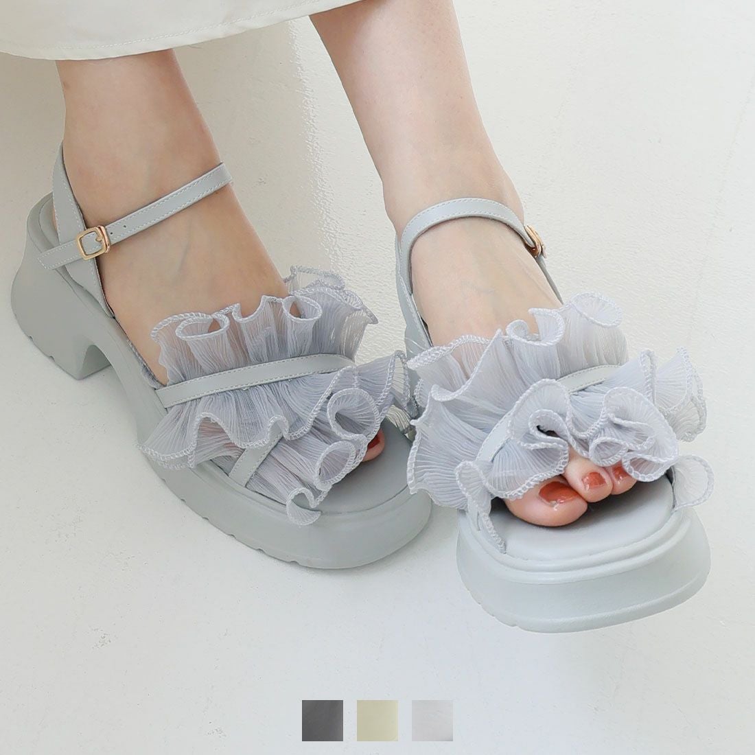 2026年夏新色追加】シアークロスフリル厚底ストラップサンダル ｜靴