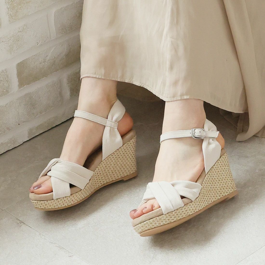 【アメリヴィンテージ】SANDAL LIKE BOOTS sサイズで22.5〜23.0 履き心地やみつき感激】ツイストデザインウェッジ感激サンダル ｜靴