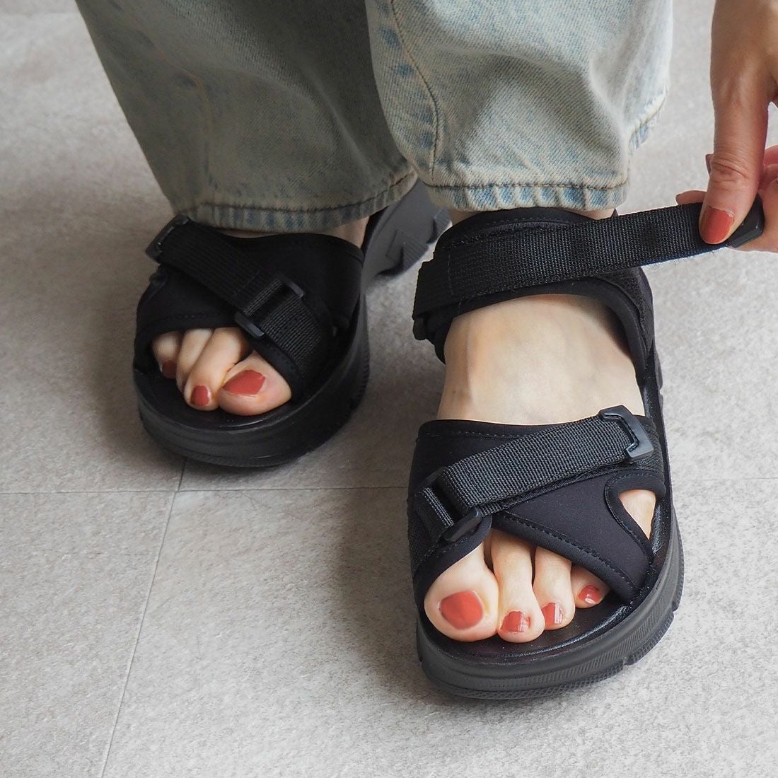 やわらかソールベルクロスポーツサンダル ｜靴・レディースシューズの