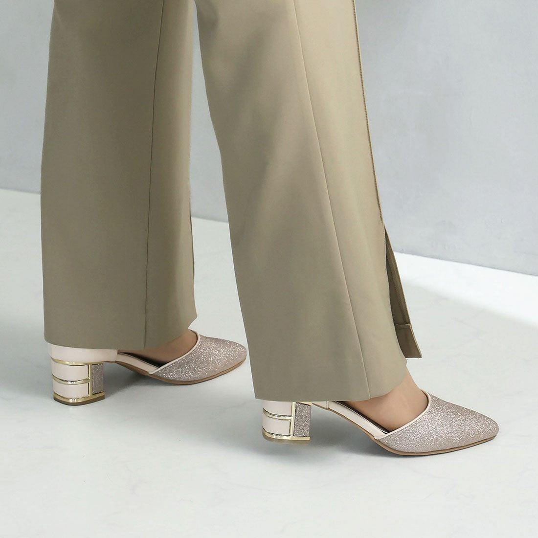 キラキラグリッターチャンキーヒールセパレートパンプス ｜靴