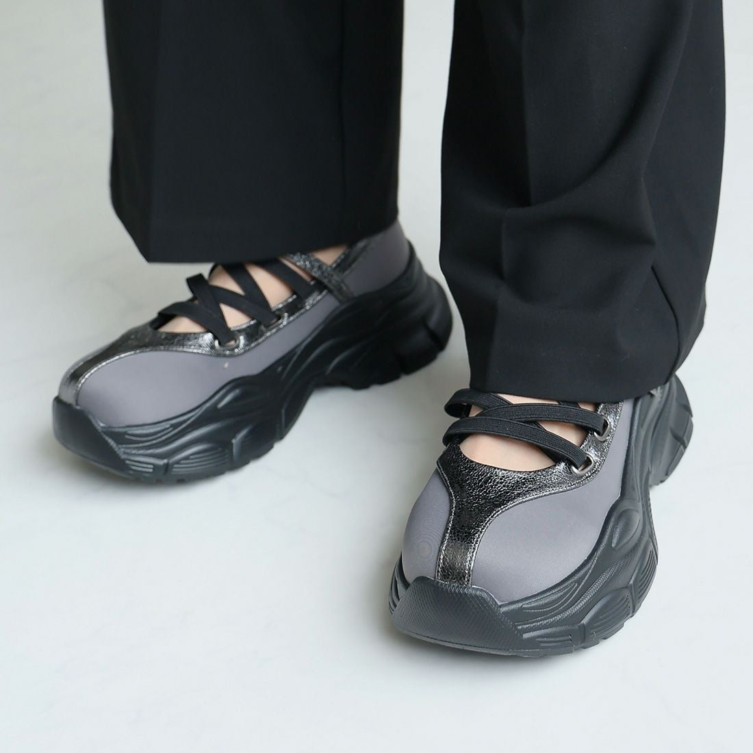 公式ストア/ZOZO限定】厚底レースアップメリージェーンスニーカー ｜靴