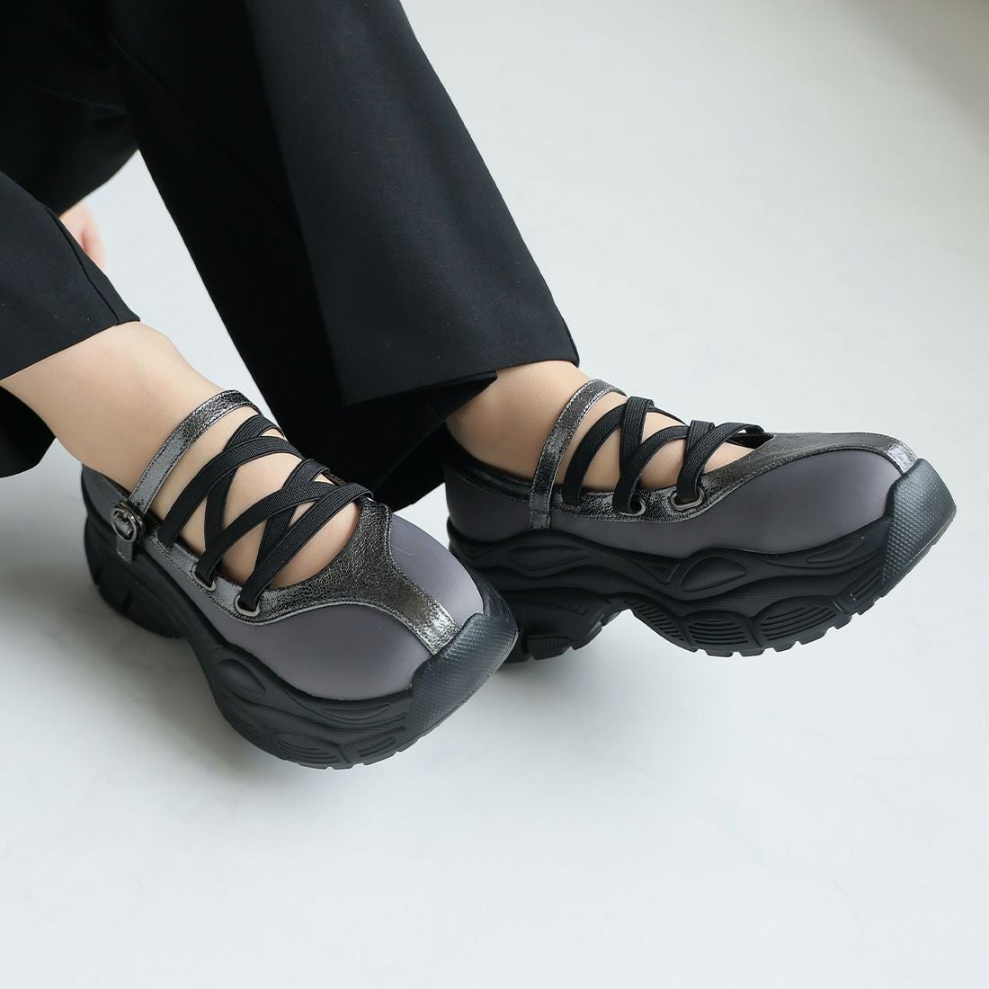 公式ストア/ZOZO限定】厚底レースアップメリージェーンスニーカー ｜靴