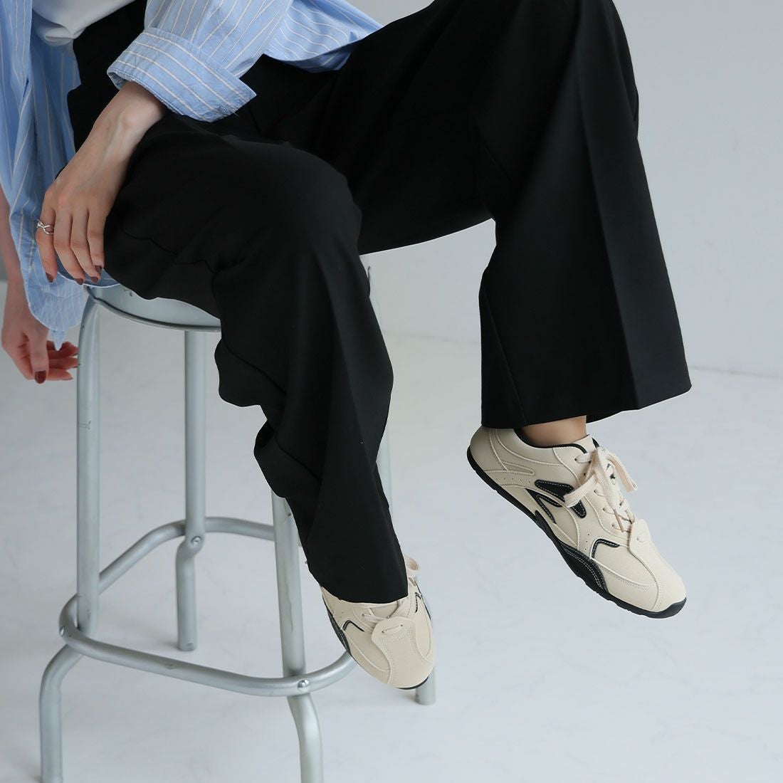 やわらかソールバイカラーレースアップスニーカー ｜靴・レディース