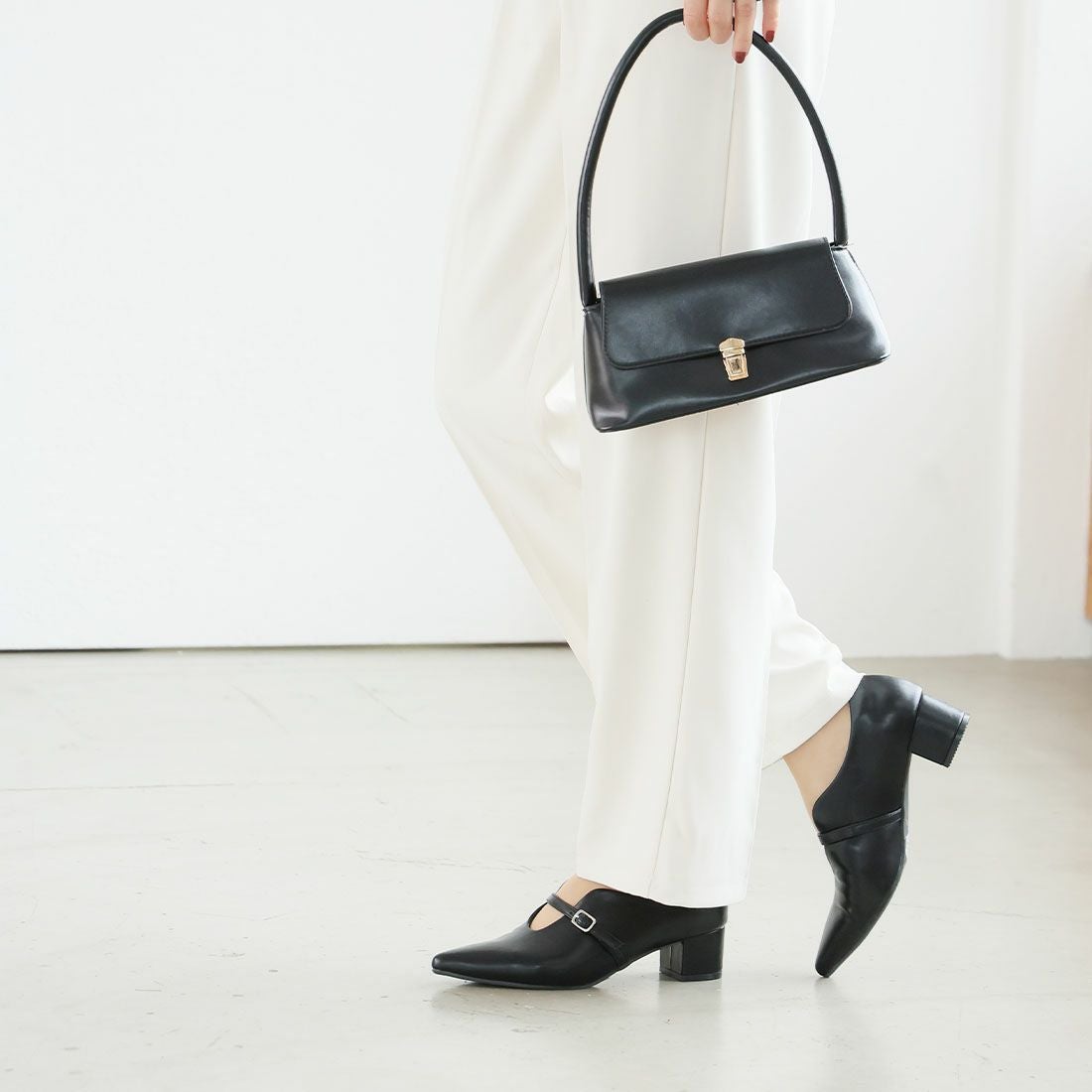 履き心地やみつき感激】ポインテッドトゥスリットストラップ4cmヒール