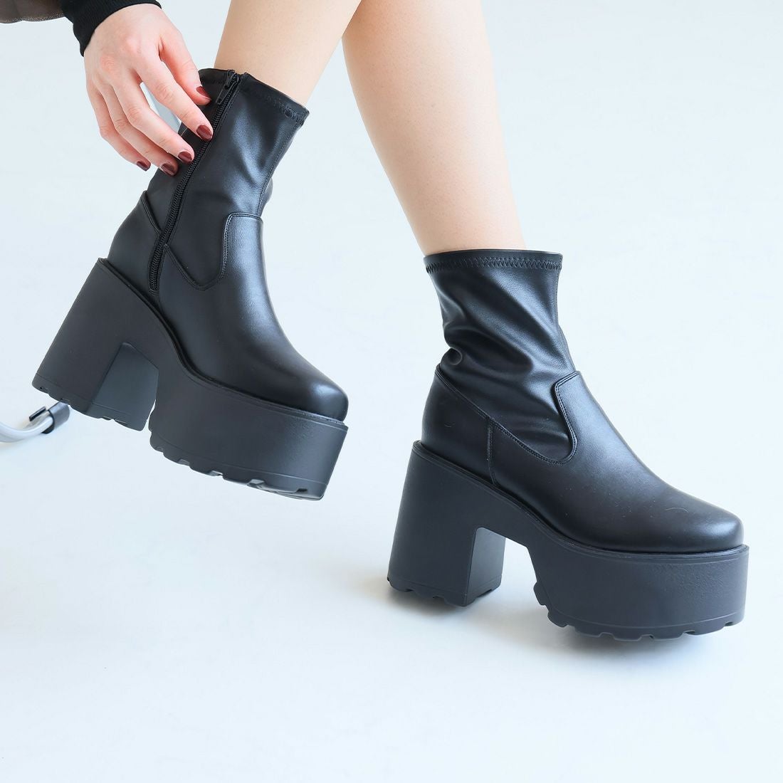 公式ストア/ZOZO限定】厚底プラットフォームチャンキーヒール