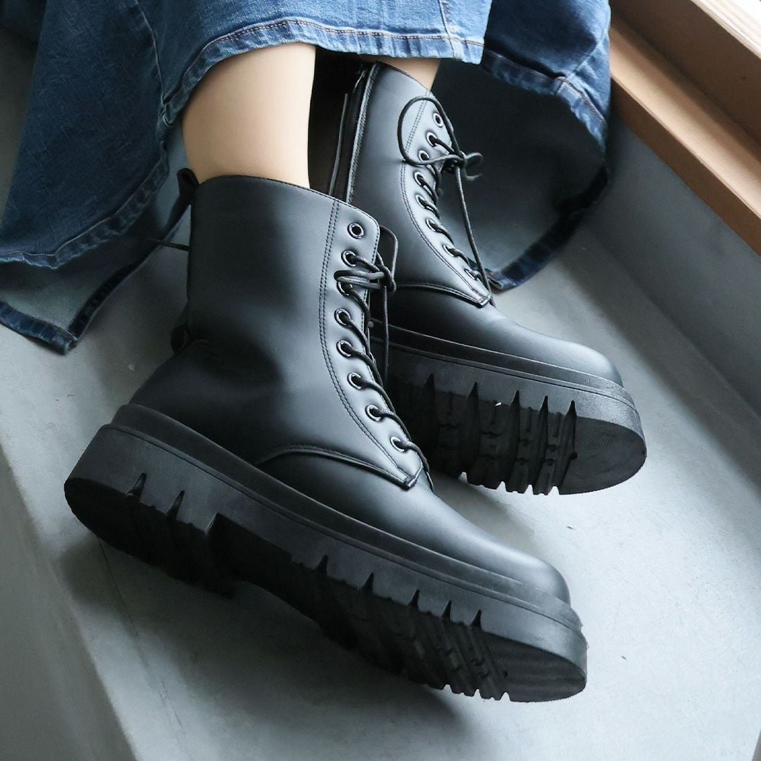 晴雨兼用】厚底レースアップワークブーツ ｜靴・レディースシューズの