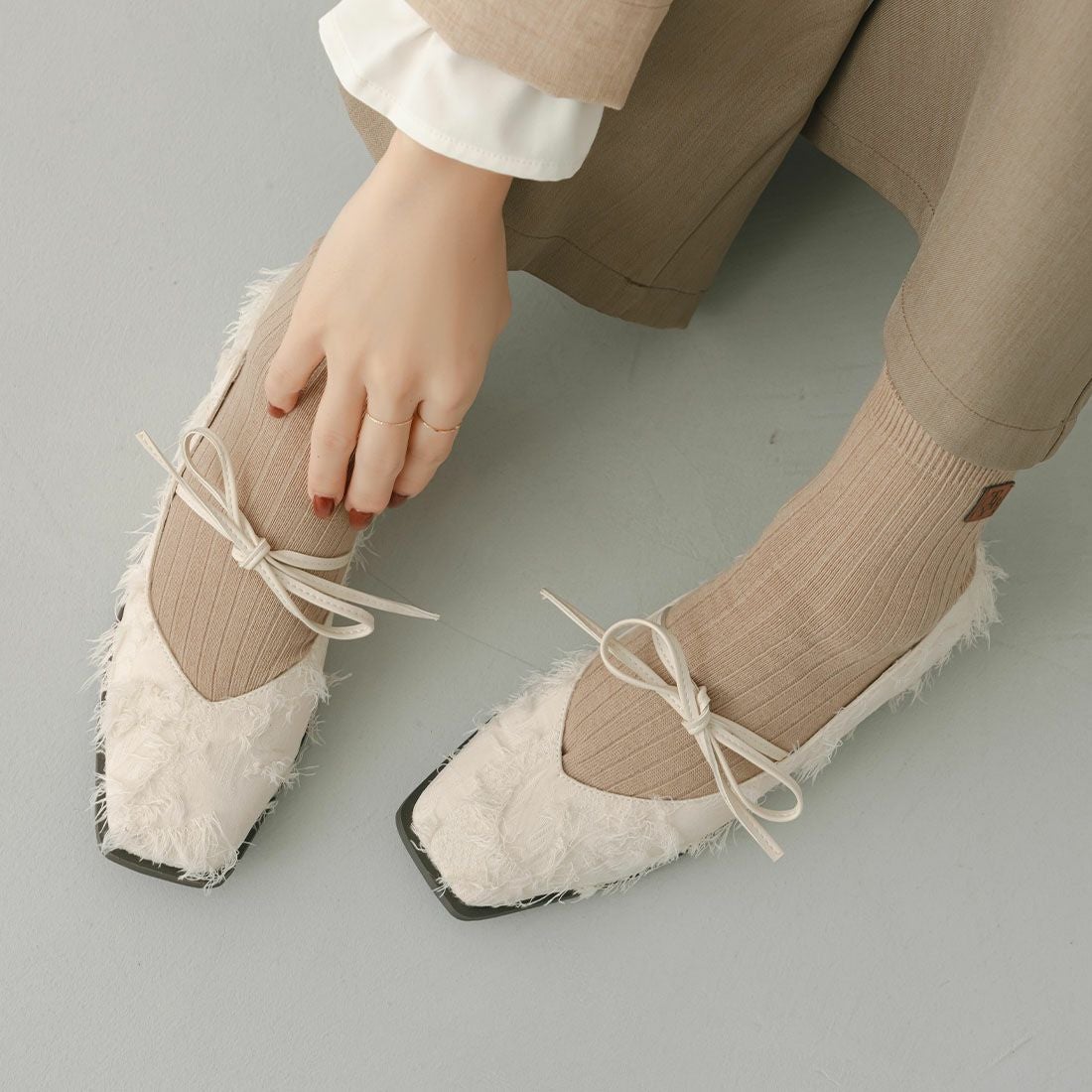 yumi.さんコラボ華奢リボンフラットシューズ ｜靴・レディースシューズ