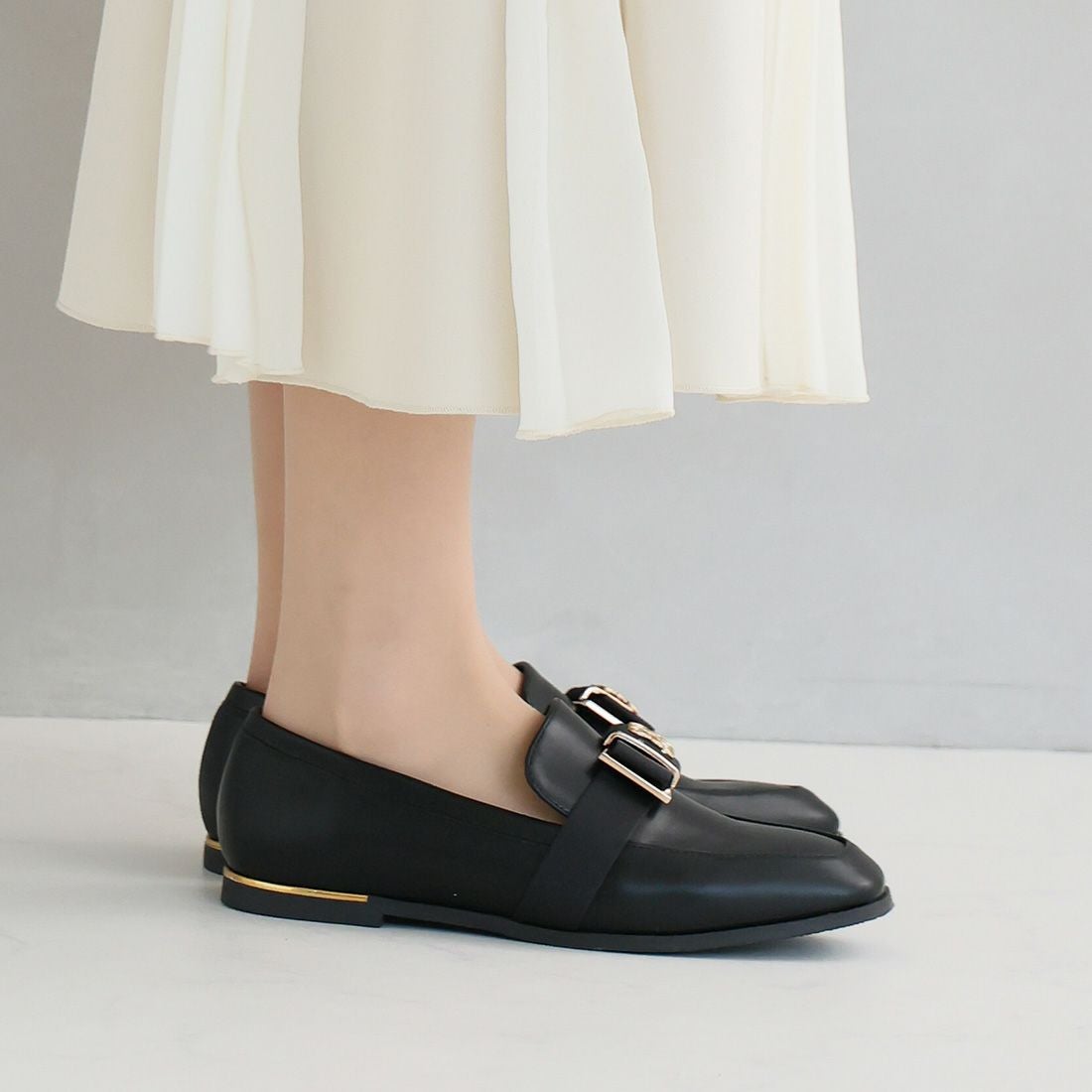 ゴールドモノグラムリボンローファー ｜靴・レディースシューズの通販