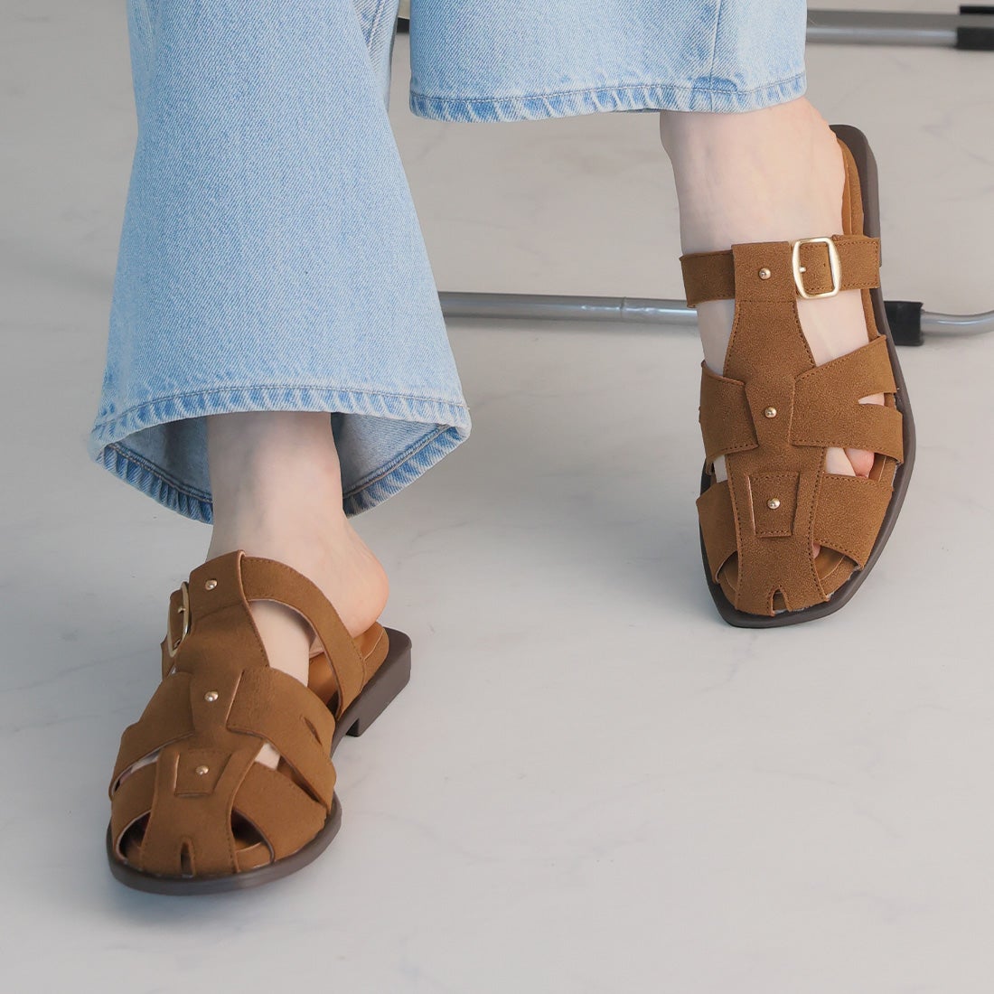 バックルベルトグルカサンダル ｜靴・レディースシューズの通販なら