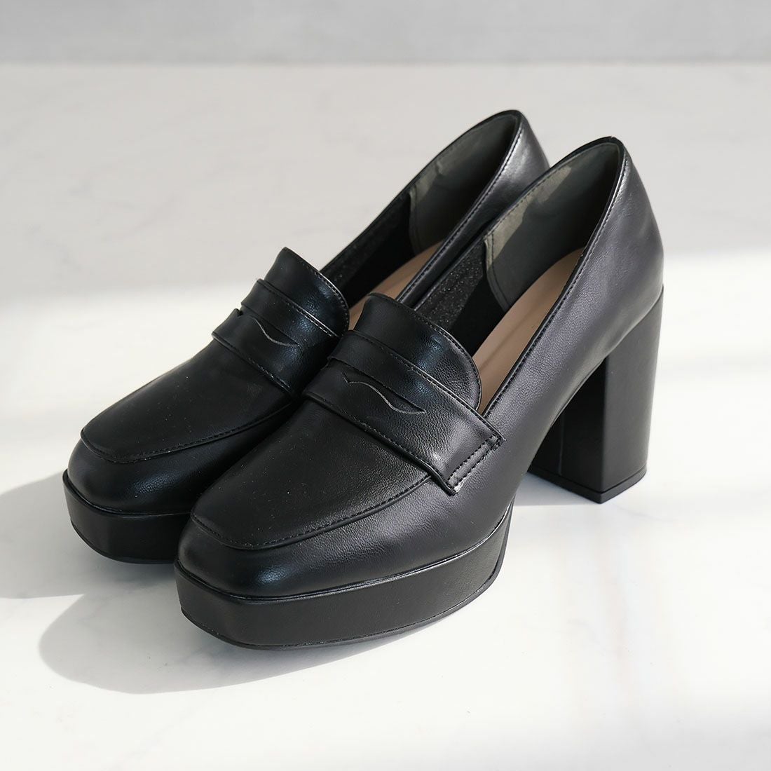 美品✨ PARTY 超厚底 ローファー プラットフォーム M23.5黒 公式ストア/ZOZO限定】厚底プラットフォームローファーパンプス ｜靴