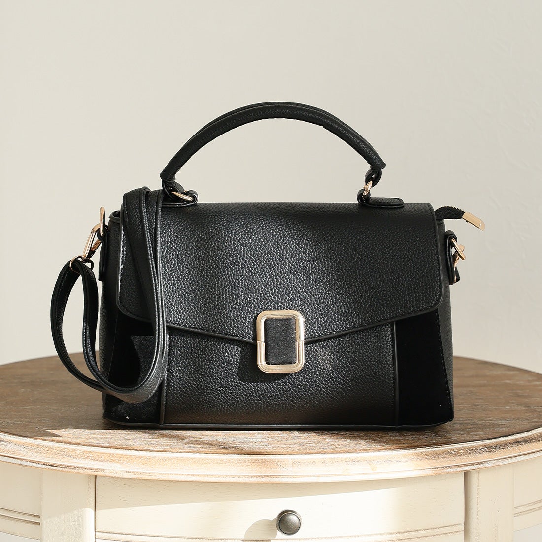 バックル付き異素材コンビフラップ2WAYバッグ ｜靴・レディース