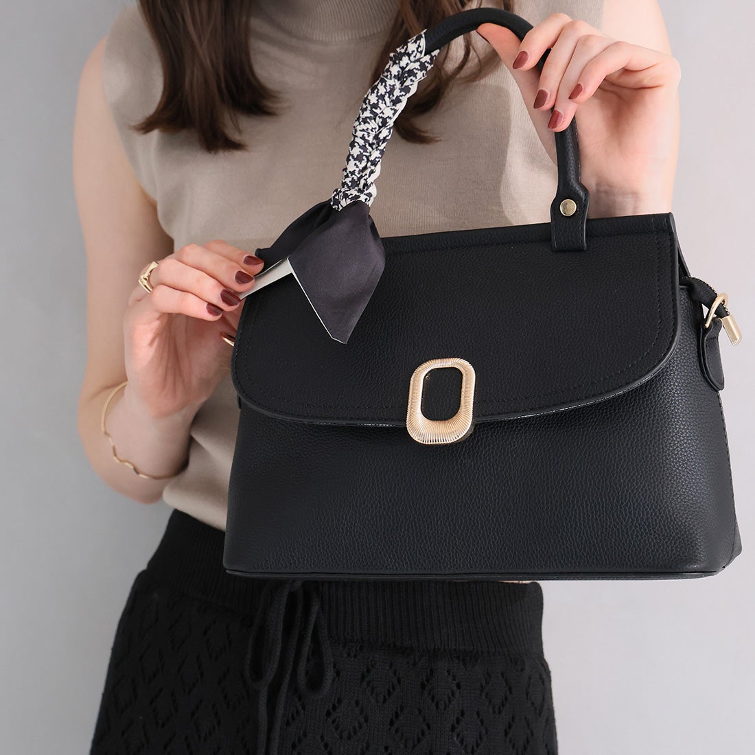 スカーフ付きフラップ2WAYバッグ ｜靴・レディースシューズの通販なら