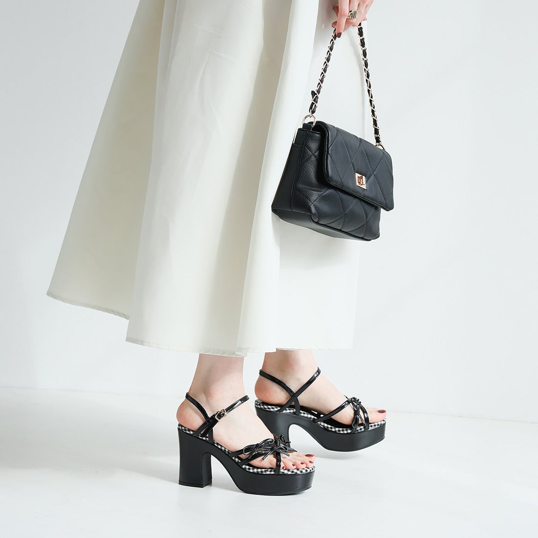 公式ストア/ZOZO限定】トリプルリボン厚底プラットフォームストラップ